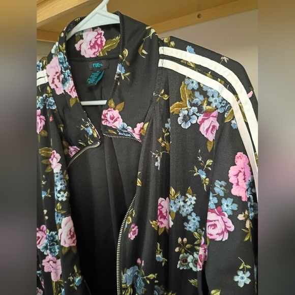 Rue21 Black and Pink Bomber Jacket with Floral Design - Picture 3 of 4